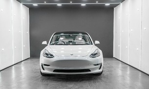 Tesla Model 3 Performance, White interior, Panoramic Roof, Track Mode, Heat Pump 4