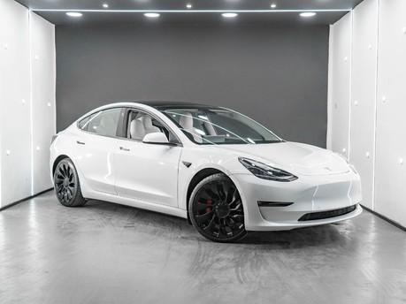 Tesla Model 3 Performance, White interior, Panoramic Roof, Track Mode, Heat Pump