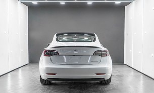 Tesla Model 3 Performance, White interior, Panoramic Roof, Track Mode, Heat Pump 6