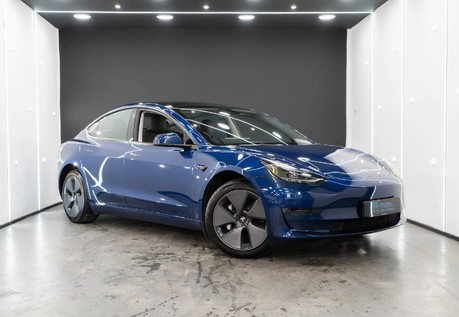 Tesla Model 3 Long Range Rear Wheel Drive c350 Mile Range! Rare Tow Bar Option, One Owner