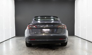 Tesla Model 3 Standard Range Plus, Enhanced Autopilot, Larger 60kWh LFP battery 10