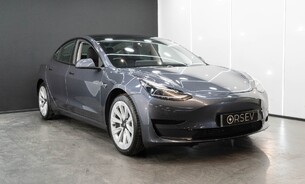 Tesla Model 3 Standard Range Plus, One Owner, 19'' Sport Wheels, Heated Steering Wheel 3