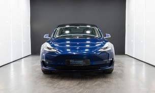 Tesla Model 3 Long Range 1 Year Battery Warranty! One Owner, Premium Sound, Pano Roof 4