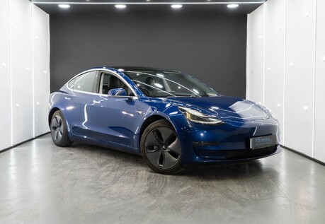 Tesla Model 3 Long Range 1 Year Battery Warranty! One Owner, Premium Sound, Pano Roof