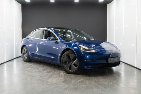 Tesla Model 3 Long Range 1 Year Battery Warranty! One Owner, Premium Sound, Pano Roof 