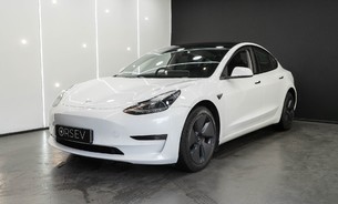 Tesla Model 3 Standard Range Plus, Later Larger 60kWh Battery with Ryzen Chip, One Owner 5