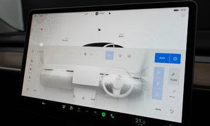 Tesla Model 3 Standard Range Plus, Later Larger 60kWh Battery with Ryzen Chip, One Owner 20