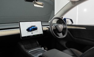 Tesla Model Y Performance, Black Interior, Panoramic Roof, Heated Seats, Track Mode 2