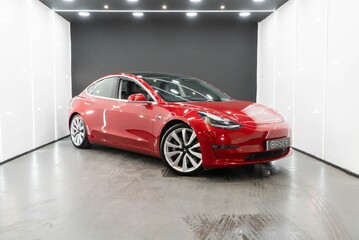 Tesla Model 3 Performance Ext Tesla WTY Full PPF Upgraded Brakes & Adjustable Active Susp