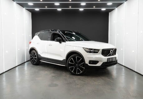 Volvo XC40 Recharge T5 R-Design Pro Pano Sunroof 360 Cam Harman Kardon Apple CarPlay