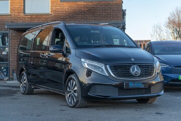 Mercedes-Benz Eqv EQV 300 Sport, Adaptive Cruise, 7 Seater, Apple CarPlay, Reversing Camera