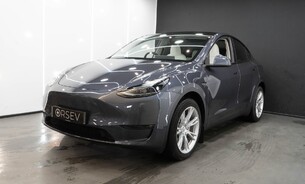 Tesla Model Y Long Range, White Interior, Panoramic Roof, Parking Sensors, VAT Q  3