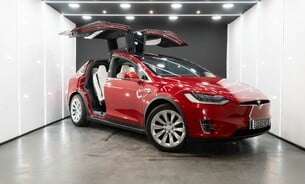 Tesla Model X 75D, White Interior, 6 Seats, Enhanced Autopilot, CCS, High Fidelity Sound 1