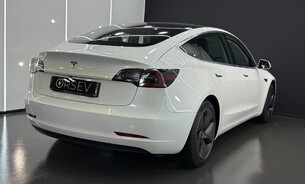 Tesla Model 3 Standard Range Plus, Pano Roof, Black Interior, VAT Q 14