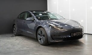 Tesla Model 3 Long Range, Heat Pump, Heated Steering Wheel, Pano Roof, Black Interior 3