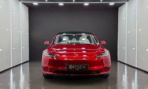 Tesla Model 3 RWD Ultra Red, White Interior, Ambient Lighting, Pano Roof,  4