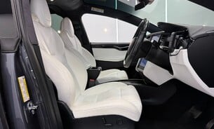 Tesla Model X Long Range 6 Seat White Interior Adaptive Air Susp Sub Zero High Fidelity 7