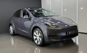 Tesla Model Y Standard Range Plus, Enhanced Autopilot Adaptive LED Headlamps Parcel Shelf 3