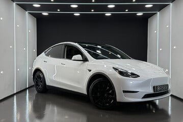 Tesla Model Y Long Range, 20" Induction Wheels, Just had Brand New Rear Tyres, One Owner