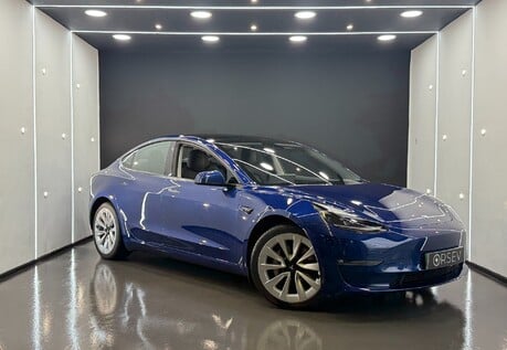 Tesla Model 3 Long Range Enhanced Autopilot 19'' Sport Wheels Heat Pump