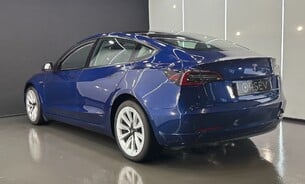 Tesla Model 3 Long Range Enhanced Autopilot 19'' Sport Wheels Heat Pump 3