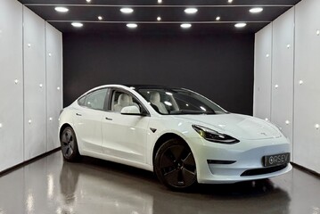 Tesla Model 3 Long Range, Tow Bar, White Interior, One Owner, Heat Pump, Power Frunk 