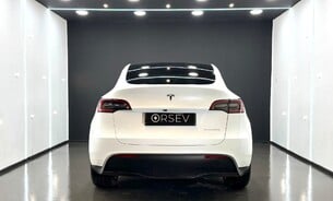 Tesla Model Y Long Range, White Interior, Enhanced Autopilot, Parking Sensors, Heat Pump 6