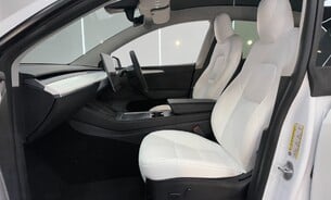 Tesla Model Y Long Range, White Interior, Enhanced Autopilot, Parking Sensors, Heat Pump 11