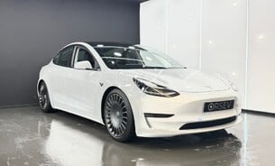 Tesla Model 3 Long Range, One Owner, 19" Aero Razor Wheels, Alcantara Dash,  4