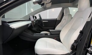 Tesla Model 3 Performance, White interior, Solid Black, Heat Pump, 21" Uberturbine Wheels 11