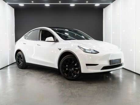 Tesla Model Y Standard Range Plus, 20" Induction Alloys, One Owner, Panoramic Roof, VAT Q