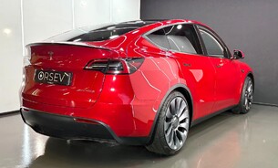 Tesla Model Y Performance, Enhanced Autopilot Auto Lane Change Heat Pump Panoramic Roof  9