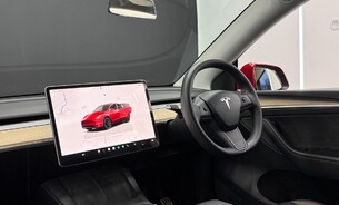 Tesla Model Y Performance, Enhanced Autopilot Auto Lane Change Heat Pump Panoramic Roof  2