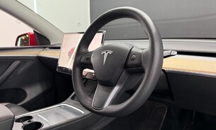 Tesla Model Y Performance, Enhanced Autopilot Auto Lane Change Heat Pump Panoramic Roof  11