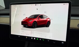 Tesla Model Y Performance, Enhanced Autopilot Auto Lane Change Heat Pump Panoramic Roof  15