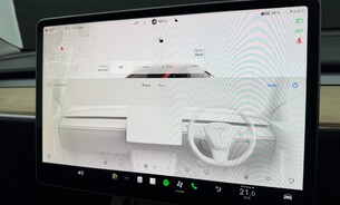 Tesla Model Y Performance, Enhanced Autopilot Auto Lane Change Heat Pump Panoramic Roof  26