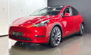 Tesla Model Y Performance, Enhanced Autopilot Auto Lane Change Heat Pump Panoramic Roof  8