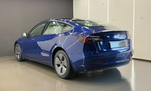 Tesla Model 3 Long Range, White Interior, Heat Pump, Heated Steering Wheel, Pano Roof 4