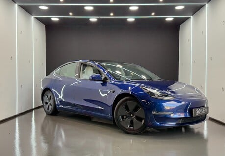 Tesla Model 3 Long Range, White Interior, Heat Pump, Heated Steering Wheel, Pano Roof