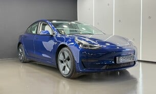 Tesla Model 3 Long Range, White Interior, Heat Pump, Heated Steering Wheel, Pano Roof 5