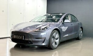 Tesla Model 3 Long Range, Heat Pump, Heated Steering Wheel, Pano Roof, Black Interior 10