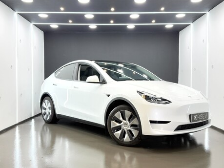 Tesla Model Y RWD ONLY 777 miles! Pristine! Pano Roof Heated Steering Wheel & Seats VAT Q