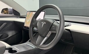 Tesla Model 3 Long Range, White Interior, Heat Pump, Heated Steering Wheel, Pano Roof 4