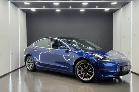 Tesla Model 3 Long Range Tow Bar One Owner Deep Metallic Blue, Black Interior Pano Roof 