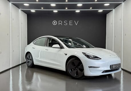 Tesla Model 3 Long Range, Heat Pump, Heated Steering Wheel, Pano Roof, Black Interior