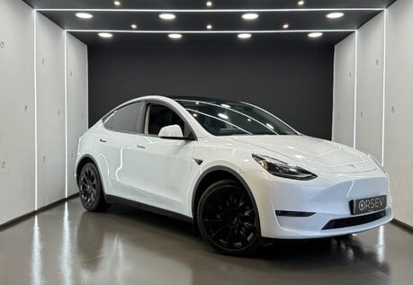 Tesla Model Y Long Range 20" Induction Alloys Panoramic Roof Black Interior 