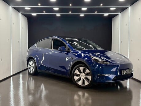 Tesla Model Y Long Range Deep Blue Metallic One Owner Premium Sound Panoramic Roof VAT Q