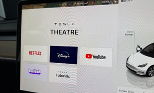 Tesla Model Y Long Range, Heat Pump, Heated Steering Wheel, Pano Roof, Black Interior 20