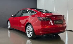 Tesla Model 3 Long Range, 19 inch Sport Wheels, Red Multi Coat, Black Interior, Heat Pump 4