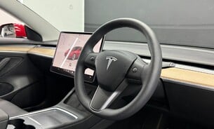 Tesla Model 3 Long Range, 19 inch Sport Wheels, Red Multi Coat, Black Interior, Heat Pump 7